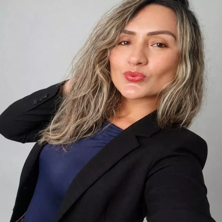 Fabiola laurier de souza carvalho