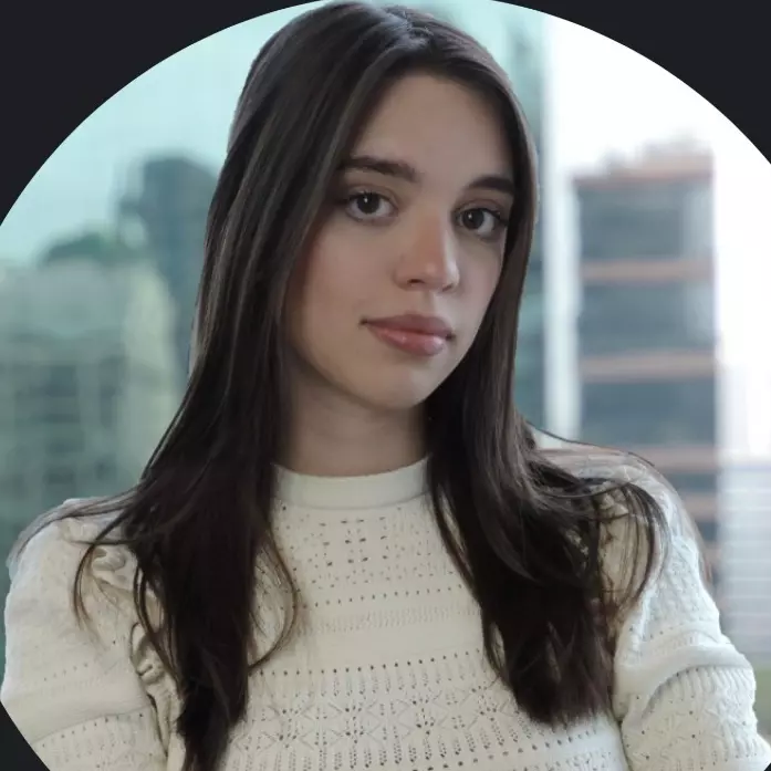 Júlia Lopes Da Silva