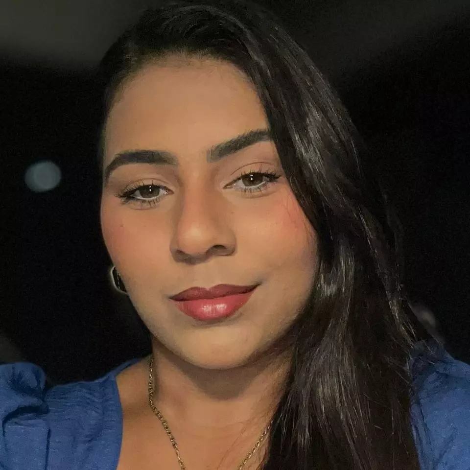 Adriana Alves Feletto